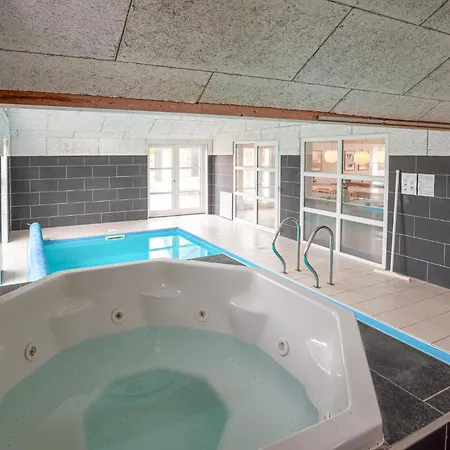 Pet Friendly Home In Blavand With Sauna Semesterbostad *